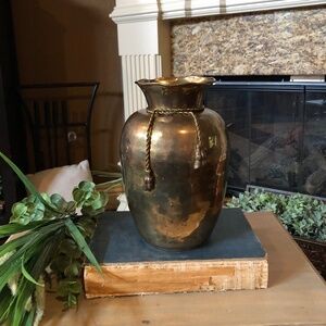 7.5"Solid Brass Vase Hammered Finish Twisted Rope Decoration, India